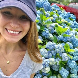 Meet your Posher, Christina